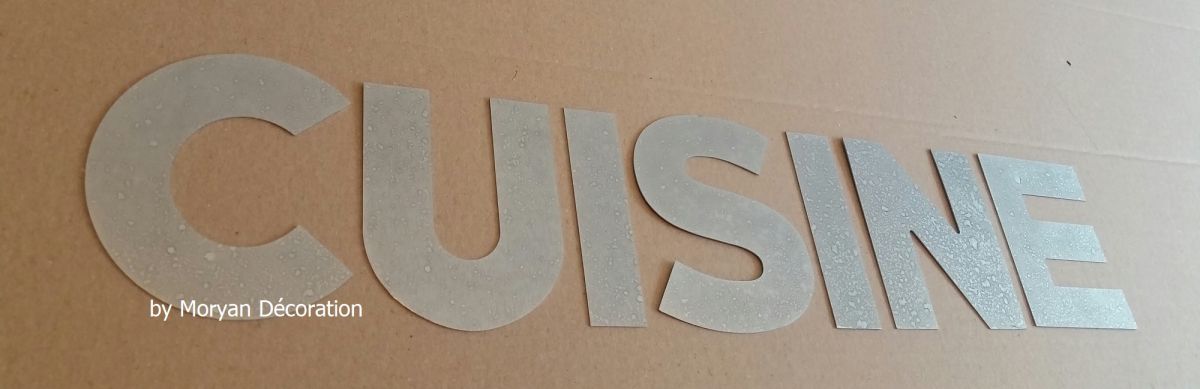 Letra decorativa de zinco CUISINE 20 cm
