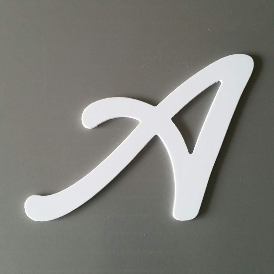 Letra plástica PVC LOMBRIZ