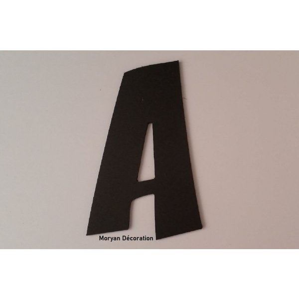 Letra plástica PVC preto ZOINKS