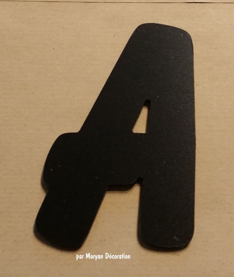 Letra plástica PVC preto BALÃO