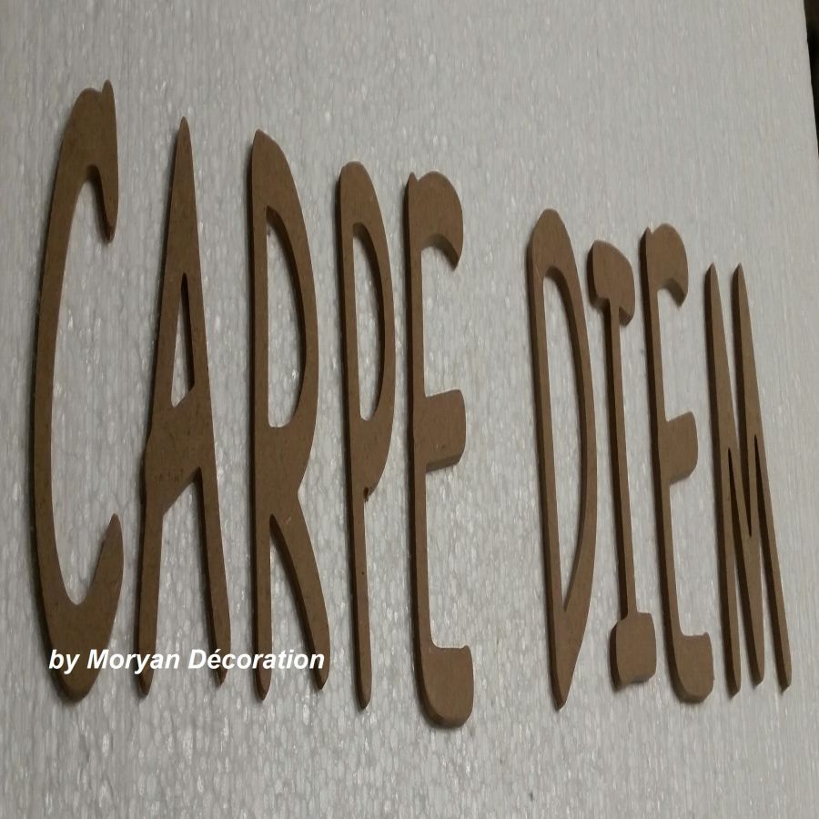Carta decorativa em madeira CARPE DIEM