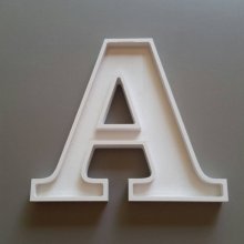 Letra oca em PVC branco CLARENDON