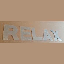 Letra decorativa em zinco RELAX 20 cm
